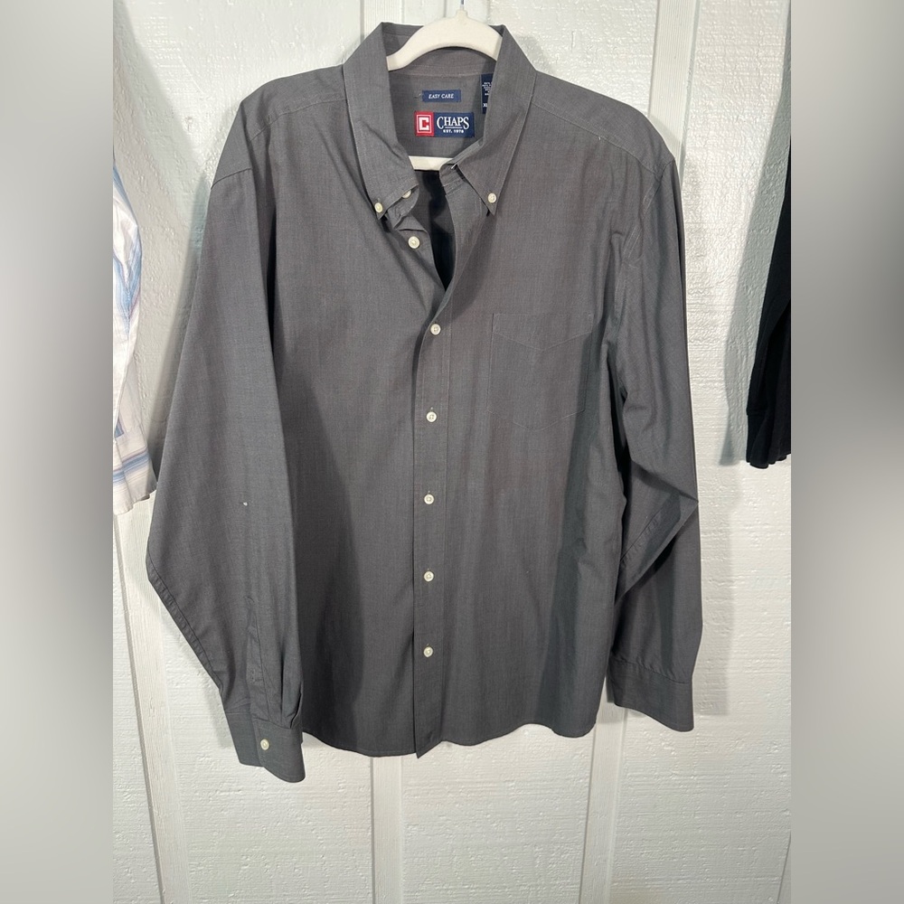 Chaps Gray Men’s Button Down Shirt Size XL EUC